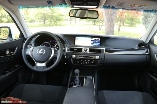 Interior Lexus GS300h