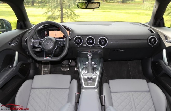interior Audi TT