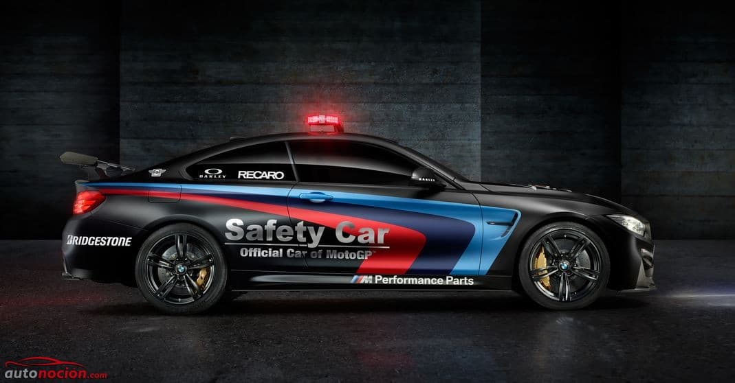 lateral bmw m4 coupé moto Gp 2015