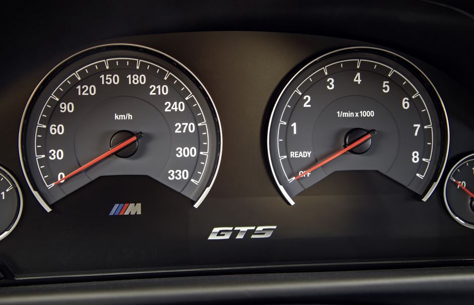 BMW M4 GTS 17