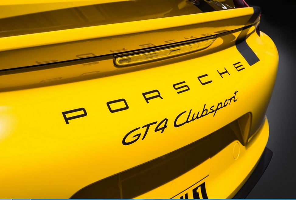 Porsche GT4 Clubsport 7
