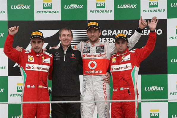 La lluvia no es suficiente y Vettel es campeón tras una emocionante carrera La lluvia no es suficiente y Vettel es campeón tras una emocionante carrera