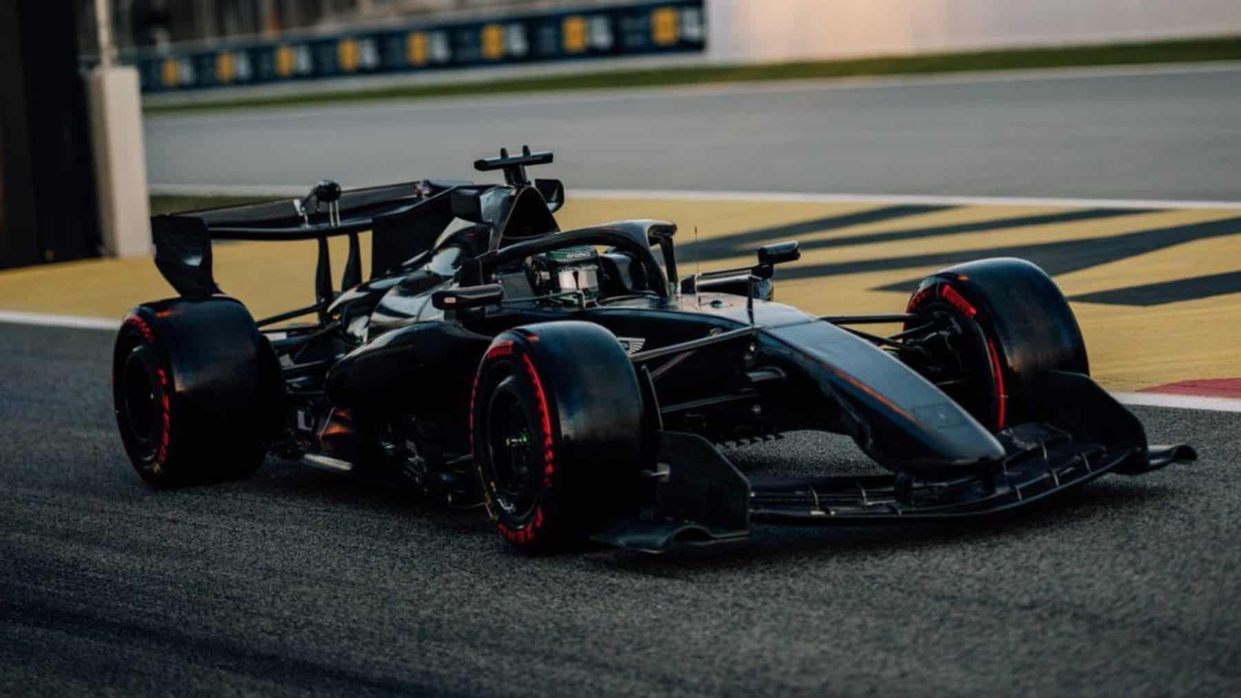 Motivos para soñar: así hemos vivido desde Montmeló el primer día de Alonso con un coche de Newey