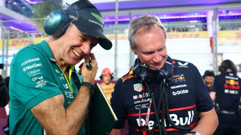 ¿Hay esperanza para Aston Martin? La última vez que Adrian Newey fue con retraso en el coche resultó en doble título de F1