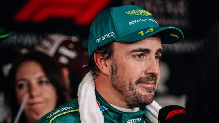 Aston Martin y Alonso se ‘pierden’ el lunes de test y apuran plazos