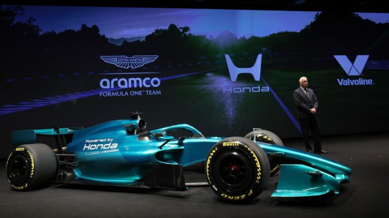 Ya hay fecha para la llegada del Aston Martin al Circuit: este es el día que Alonso se sentará en el AMR26