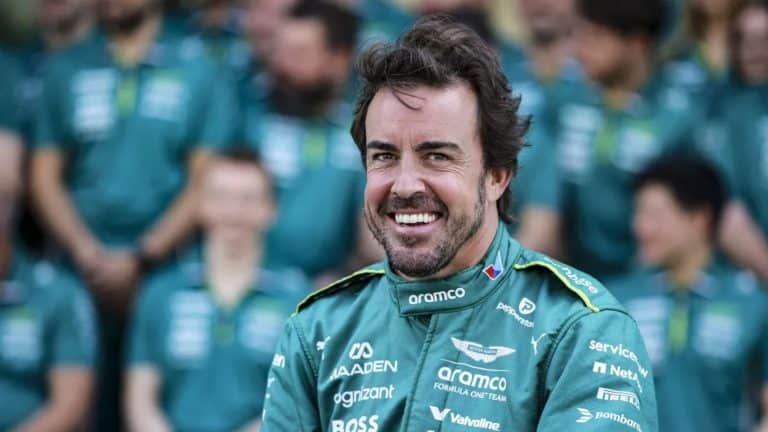 El Aston Martin vuela para que Alonso lo pruebe mañana