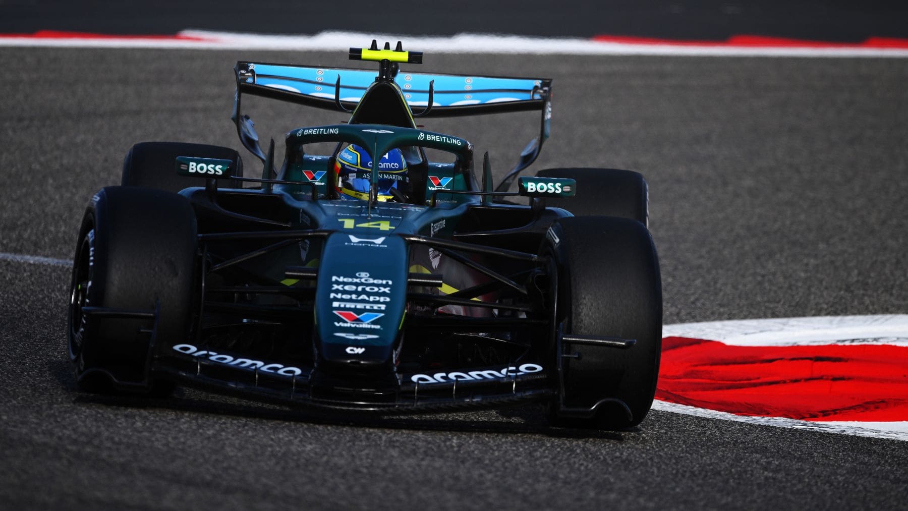 Aston Martin AMR26 problemas