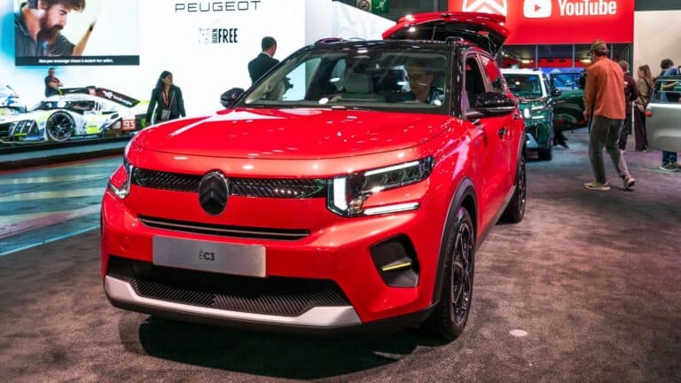 Ni Dacia ni chinos: el eléctrico más barato de España con el Plan Auto+ es francés: 11.450 €, 113 CV, 30 kWh y 204 km