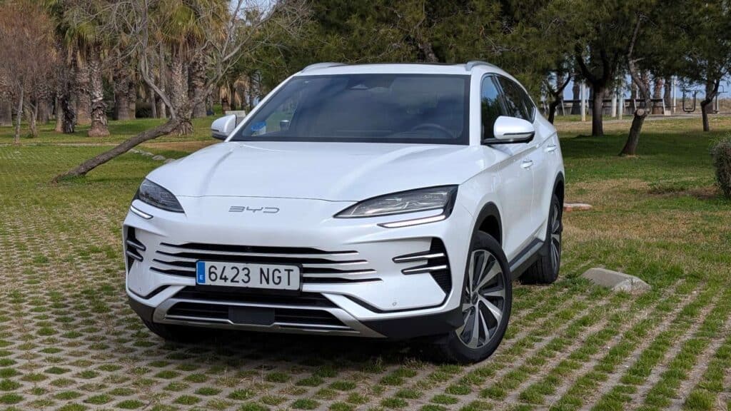 BYD ha hecho el PHEV que lo va a cambiar todo en España. Por si fuera poco, ahora tiene 4.800 € de descuento (con el adelanto del Plan Auto+ incluido)