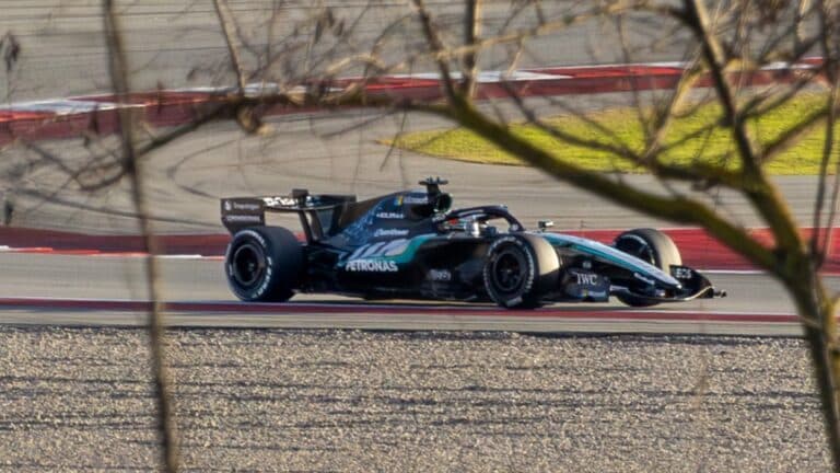 Mercedes se fija en Aston Martin: «Es el coche más destacado en cuanto a diseño»
