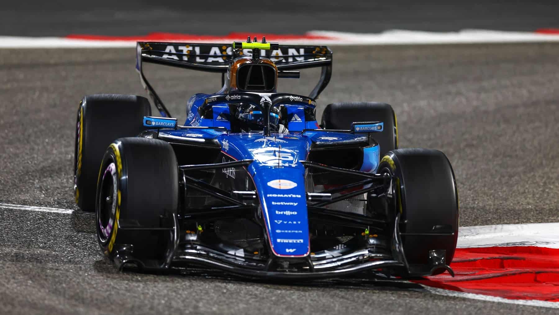 carlos sainz motores f1 2026