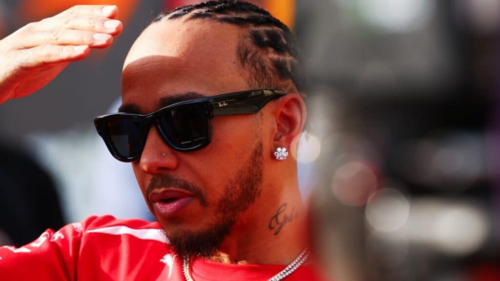 A vueltas con el ingeniero de Hamilton: tres distintos en medio año y tres carreras de gracia