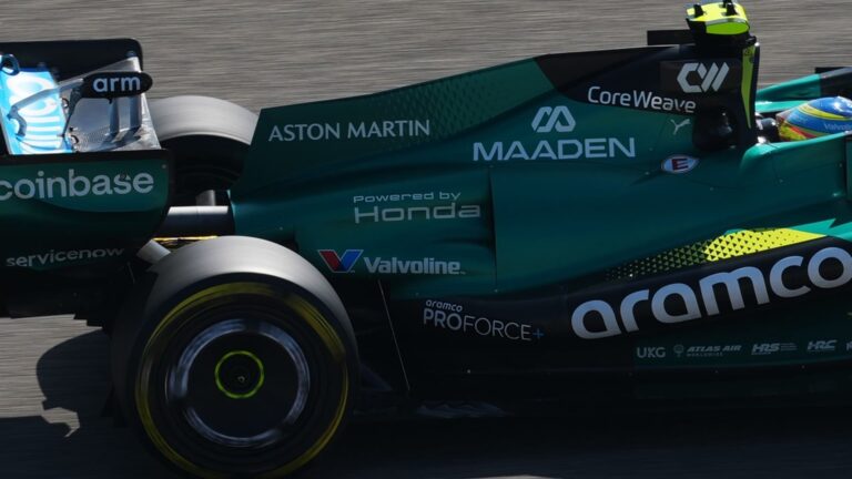 Honda activa un plan de rescate para Aston Martin en Japón