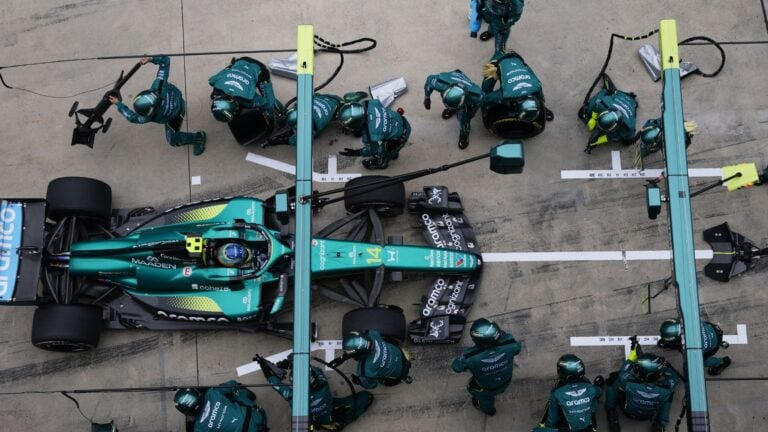 La realidad del ADUO: Aston Martin no evolucionará hasta después del verano (de momento)