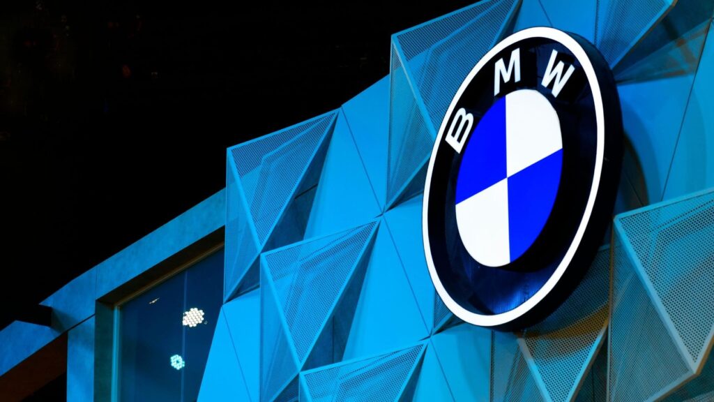 El XM fue un desastre de ventas. La respuesta de BMW es construir este todoterreno de verdad para rivalizar con el Clase G