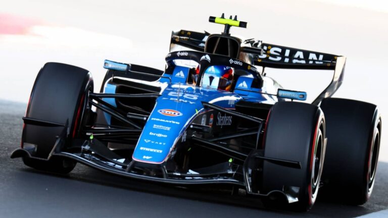 Carlos Sainz y el cara o cruz de Williams en Suzuka: rápido a una vuelta, «terrible» en carrera