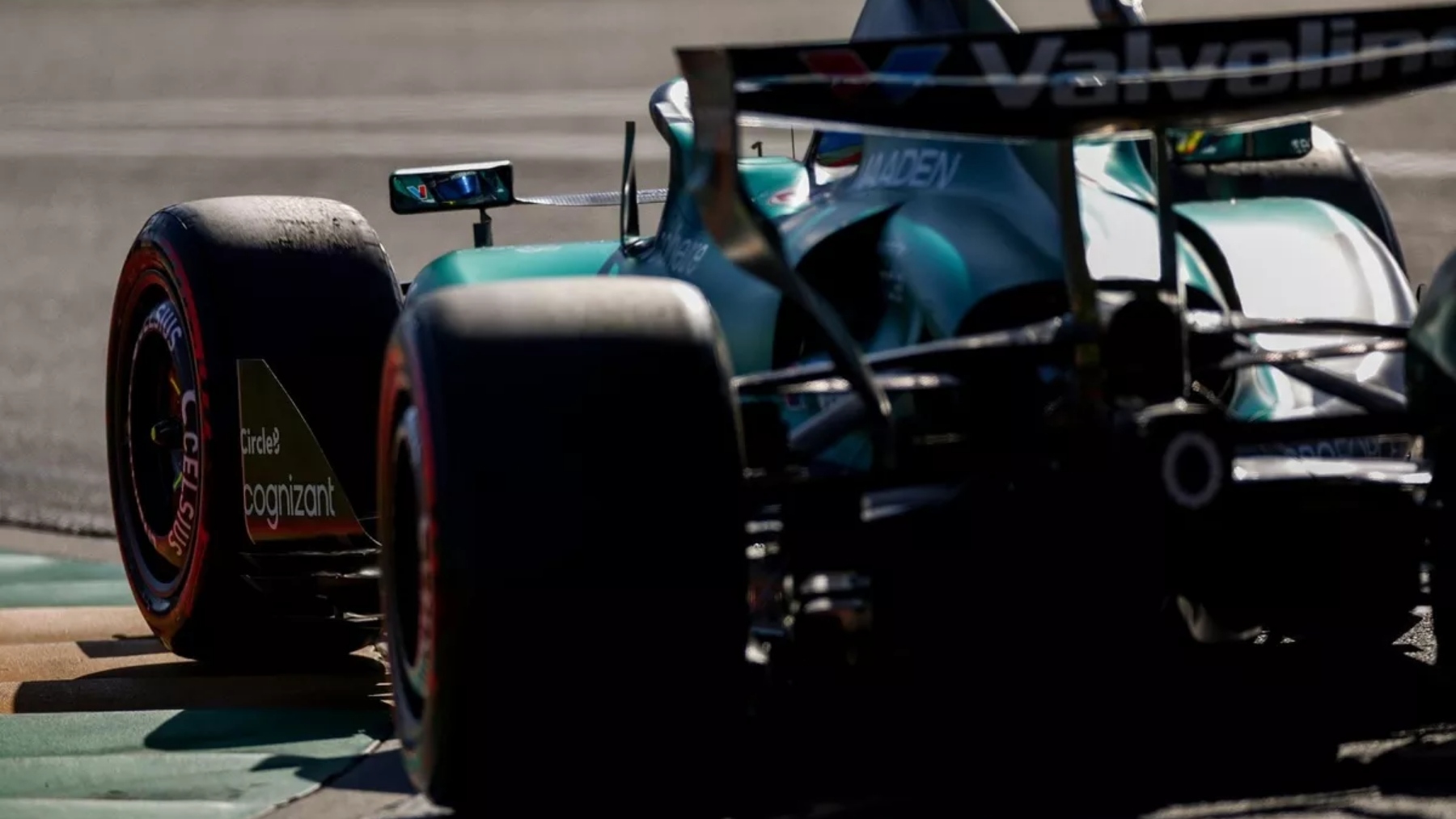 Honda ayuda Aston Martin motor Australia