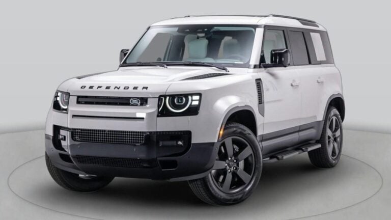 Land Rover cambia las reglas en España con un Defender compacto de 80 pulgadas… ya hay imágenes, fecha y un precio que puede bajar de 40.000 €