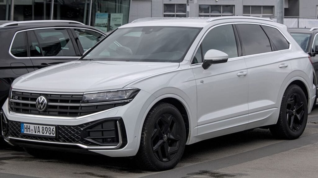 Volkswagen tiene un nuevo problema en España: dice adiós a este mítico modelo… y con él pierde su único modelo capaz de competir contra el BMW X5 y el Mercedes GLE