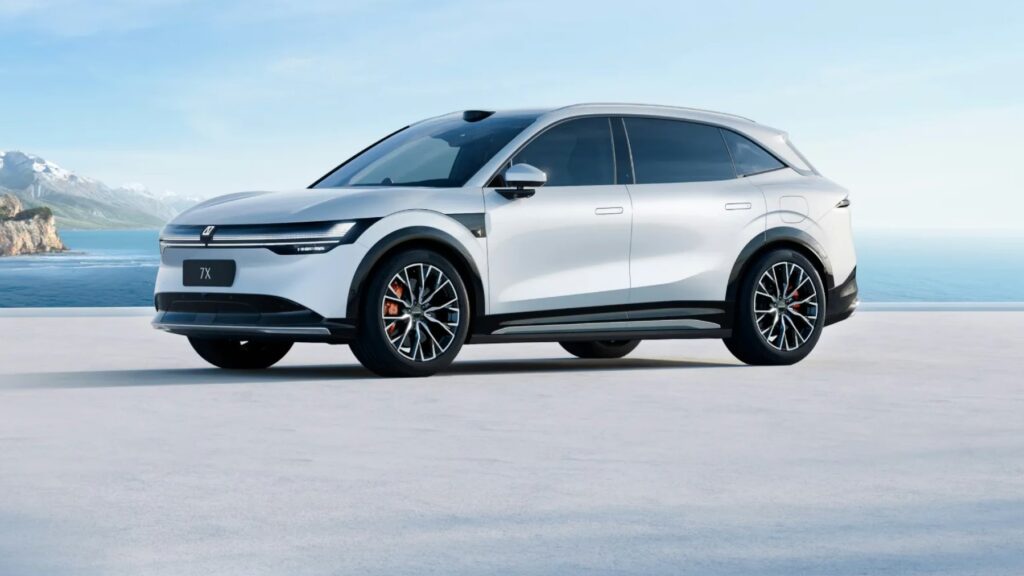 Llega a España un SUV eléctrico chino de 646 CV, 543 km de autonomía y tracción total… por 7.000€ menos que un BMW iX3