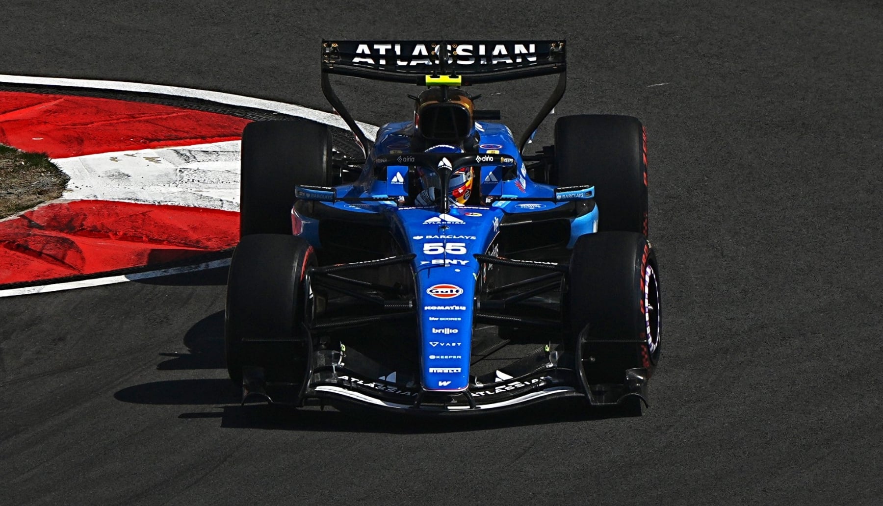 Carlos Sainz rescata a Williams: «Voy tan lento que no me divierto»