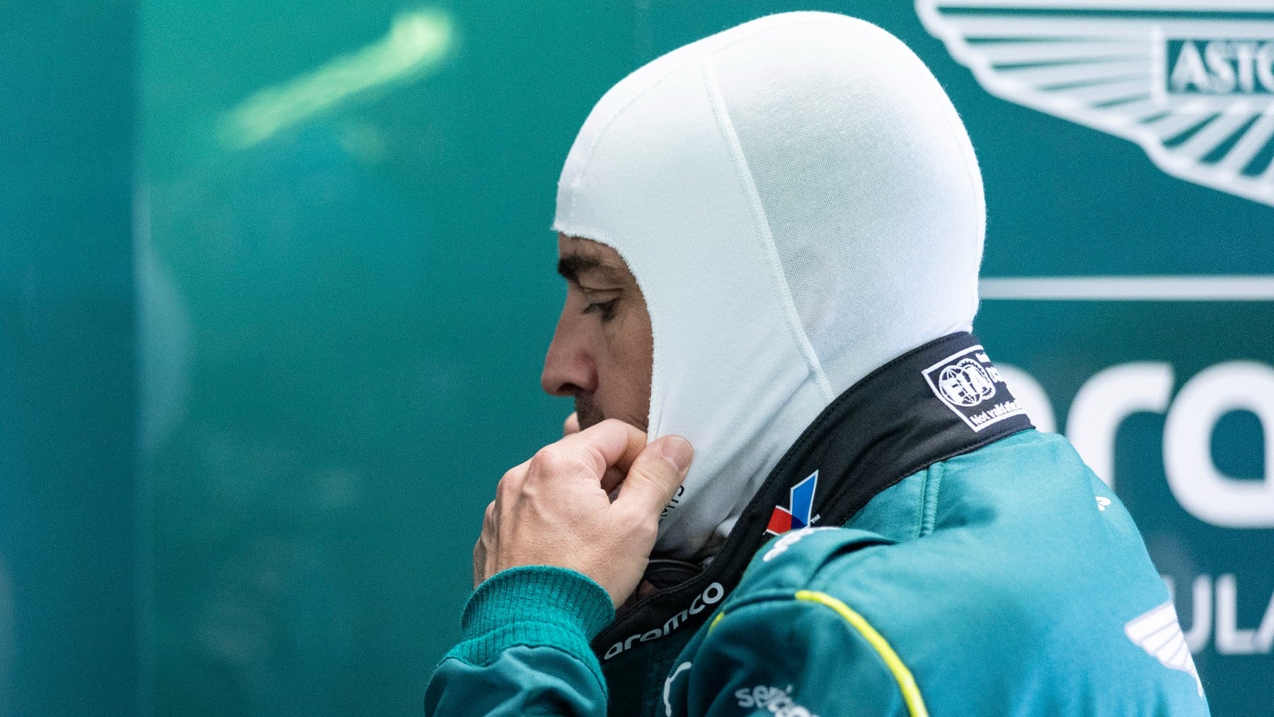 Un expiloto acusa a Alonso de exagerar con las vibraciones: «¿Has visto a los obreros…?»