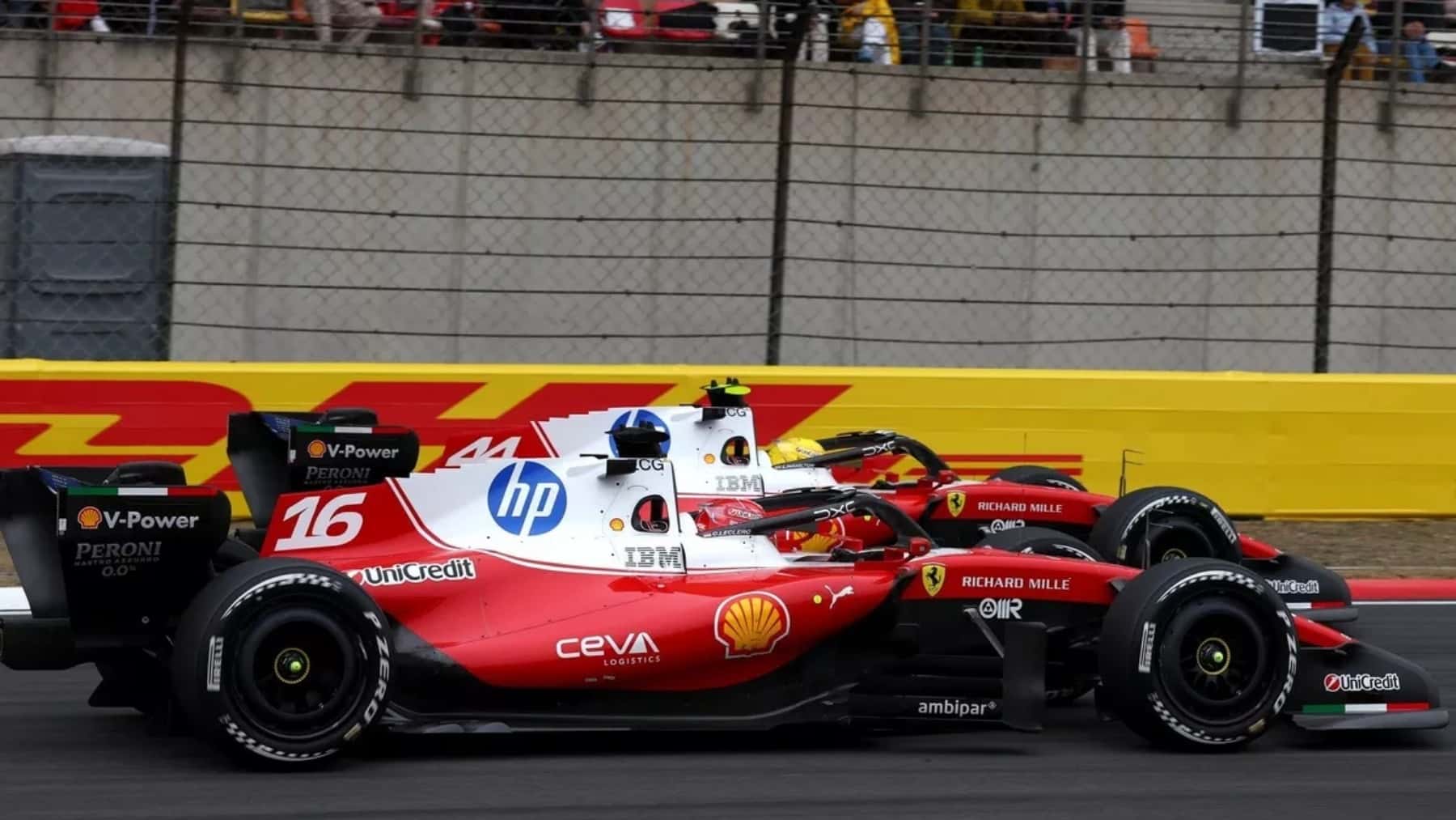 Ferrari motor SF-26 turbo