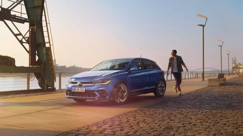 No es chino, pero este utilitario alemán de gasolina acaba de estrenar un motor de 80 CV que no tenía, cuesta desde 22.770 € y ya acepta pedidos en España