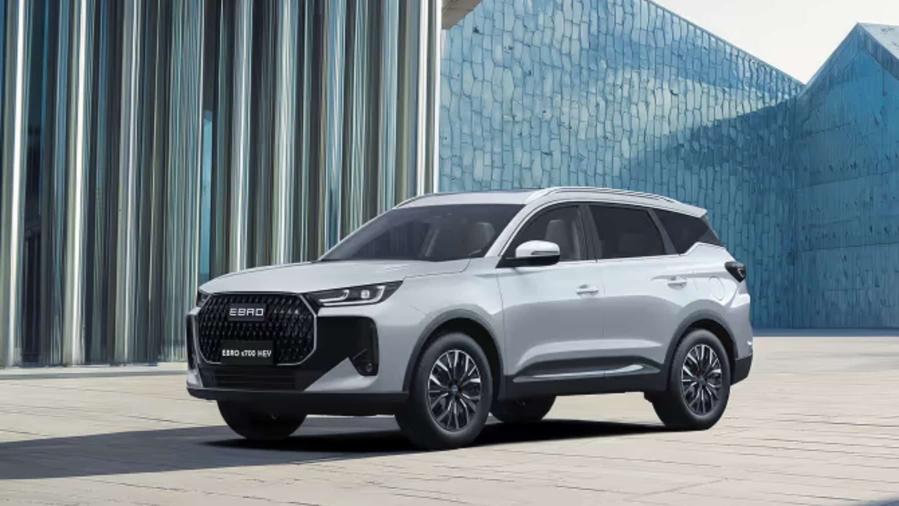 Ebro cambia las reglas en España este mismo mes: pasa de 120 coches al día a 500 en su fábrica de Barcelona, y el primero en salir de la nueva línea no es el S700