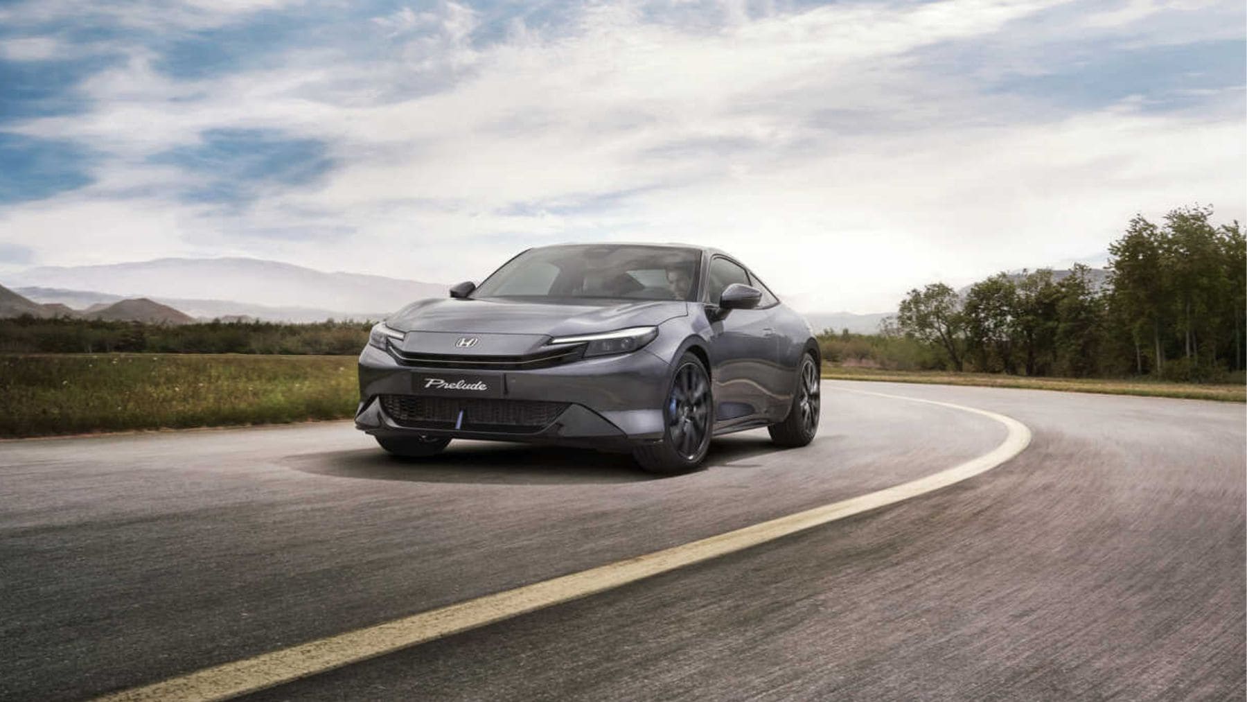 Honda ha resucitado un nombre mítico de los 90 y ya tiene precio en España: 49.500 €, motor híbrido de 184 CV y es el único coupé por debajo de 60.000 €