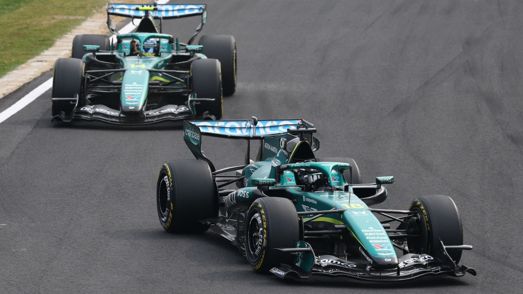 Aston Martin cambia el AMR26 en Miami… pero no lo suficiente