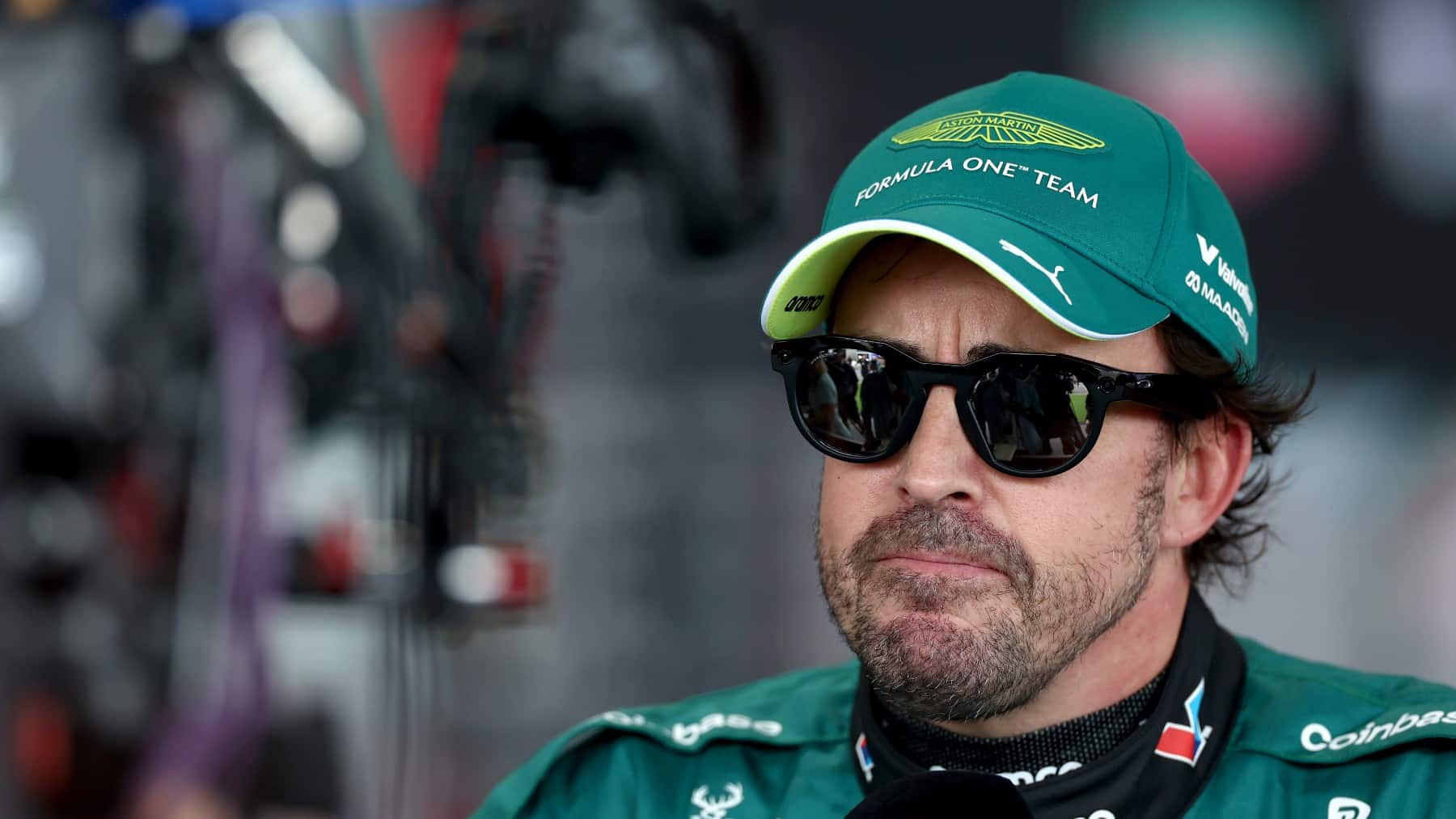 Aston Martin vuelve a las mejoras