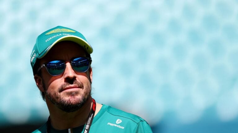 Fernando Alonso: “Si el enemigo piensa en las montañas, ataca por el mar. Si piensa en el mar, ataca por las montañas”