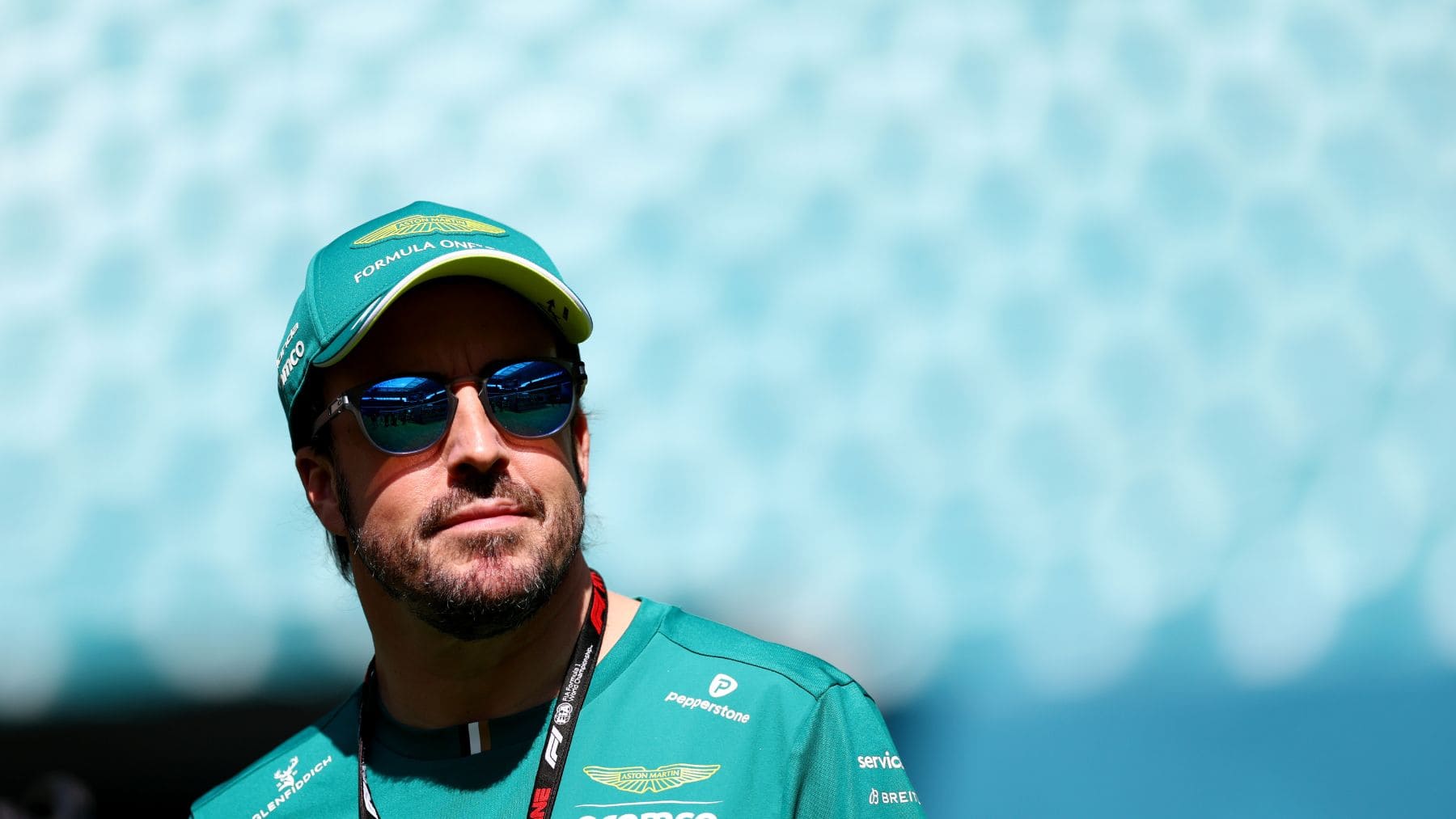 Fernando Alonso es de otra ciencia: por delante de sus ingenieros, de la nueva normativa… para 1 adelantamiento