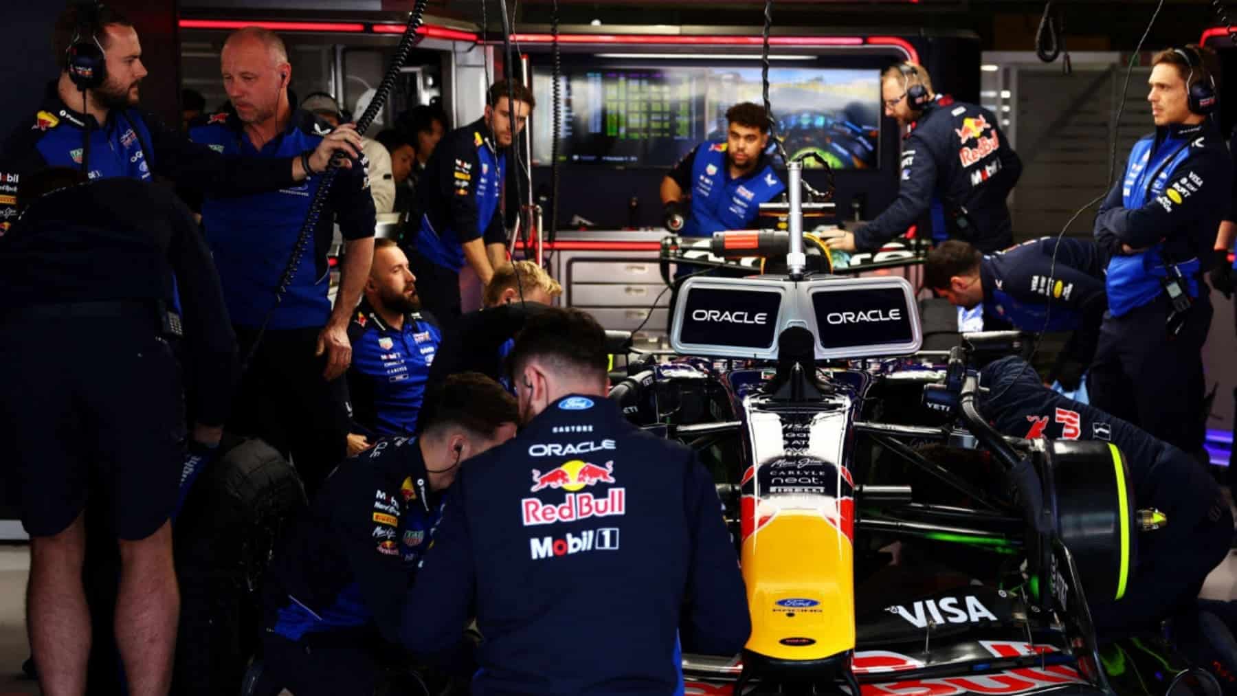 Red Bull y Ferrari cambian medio coche en Miami frente a un Aston Martin centrado en el peso y el motor