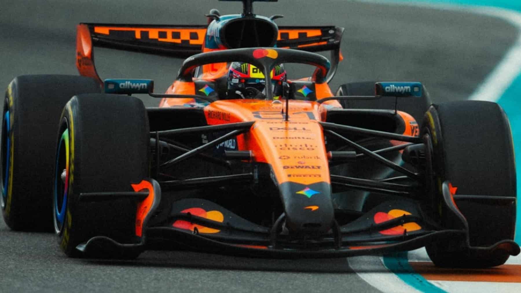 McLaren destapa sus cartas y repite su fórmula magistral ante Mercedes
