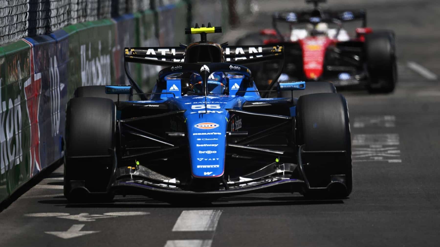Sainz se tira a saco en Mónaco para evitar la eliminación: «Si me choco, me choco»