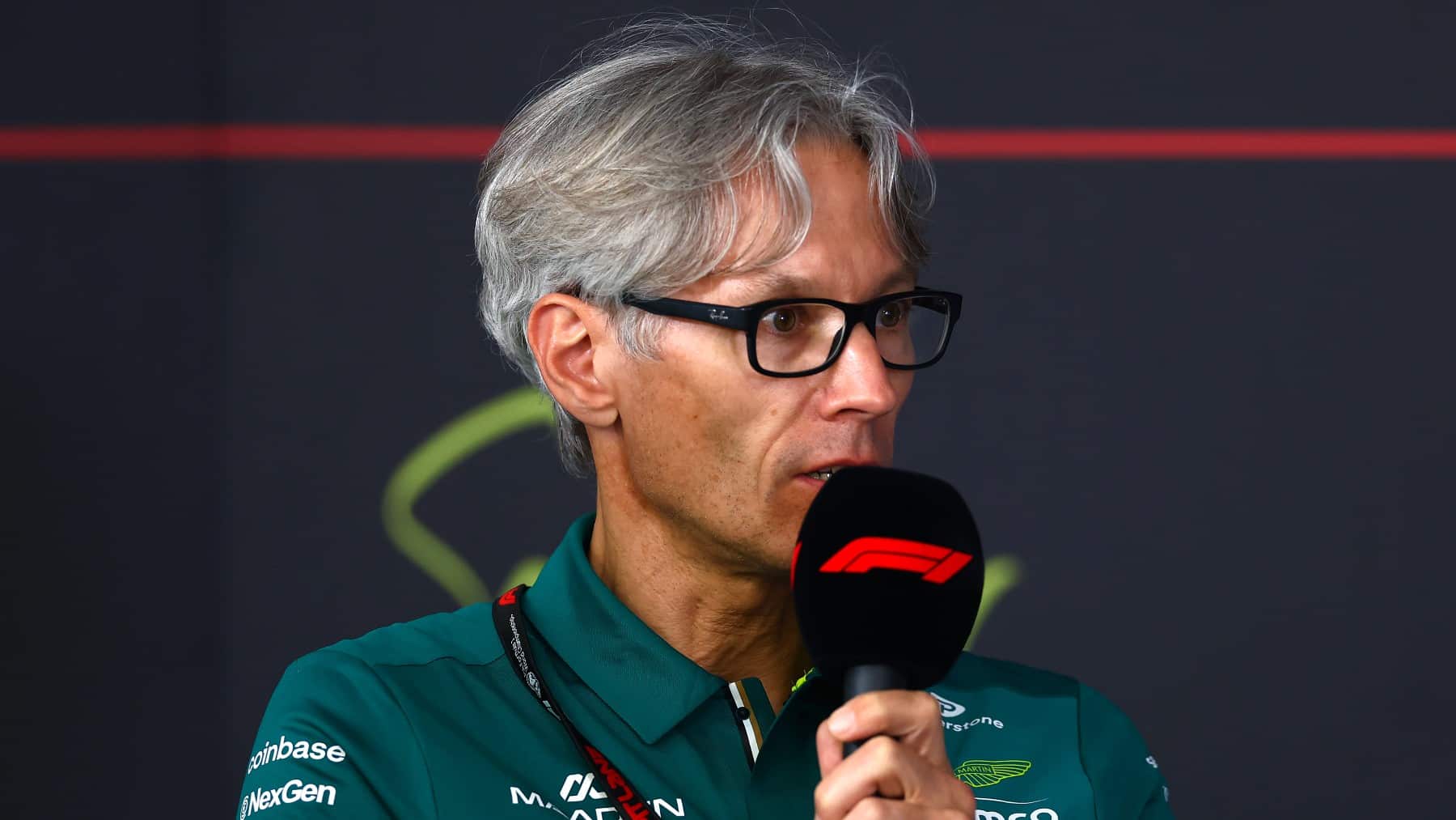 Mike Krack: «Alonso está siendo demasiado rápido, confío en que se quede con nosotros»