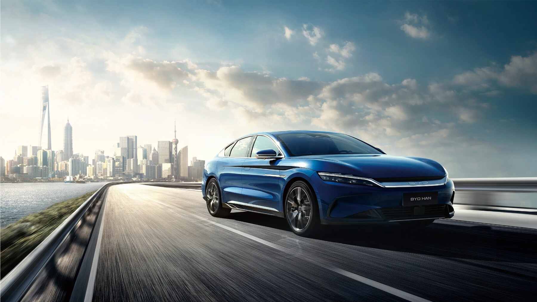 El sedán eléctrico que puede recorrer más de 1.000 km con una sola carga ya tiene fecha de presentación: BYD mostrará el Da Han en el Salón de Chengdu el 21 de agosto