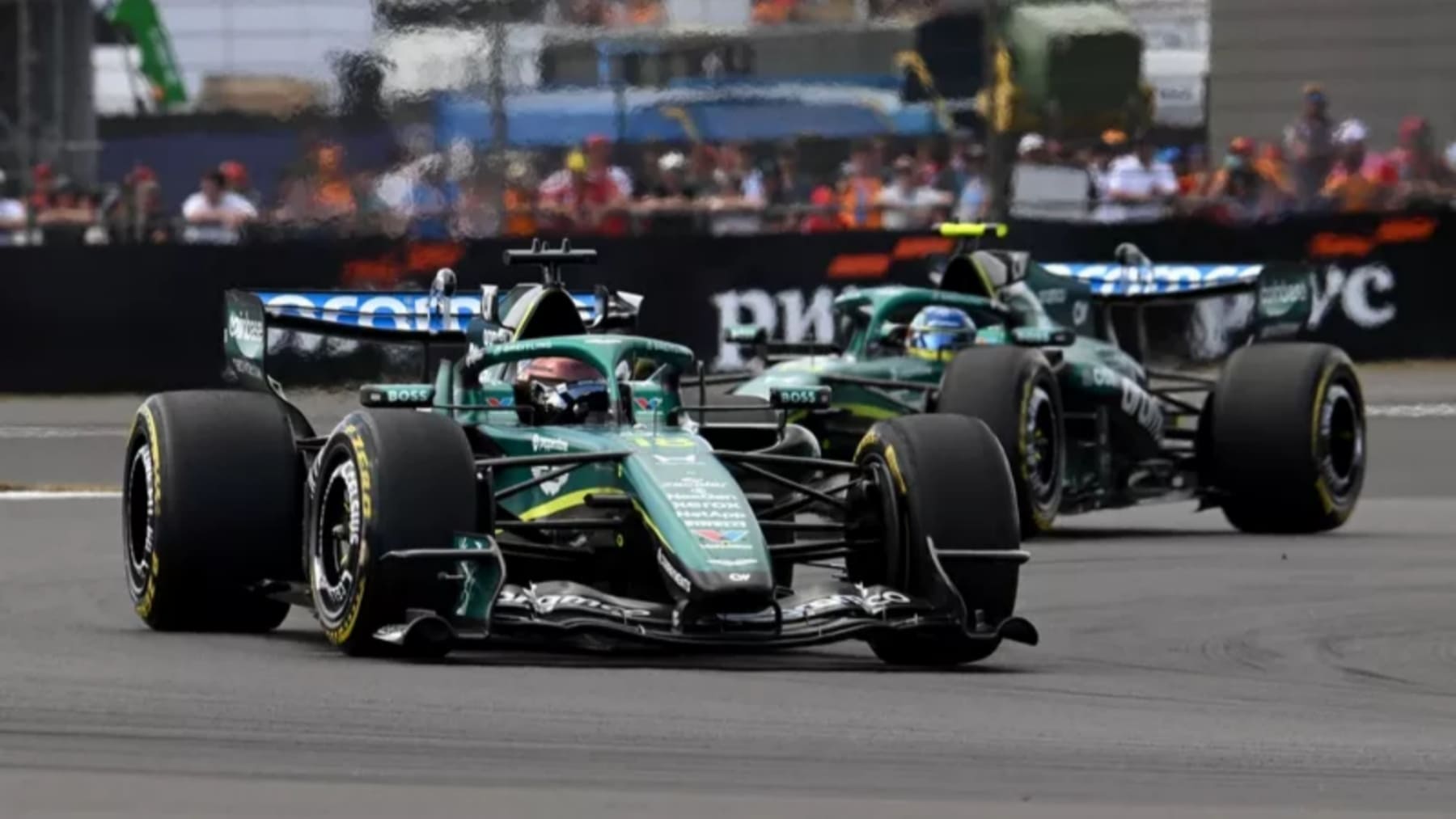 Newey presenta el AMR26B de Aston Martin con una promesa y una advertencia: «Tenía que ser así, no había otra manera»