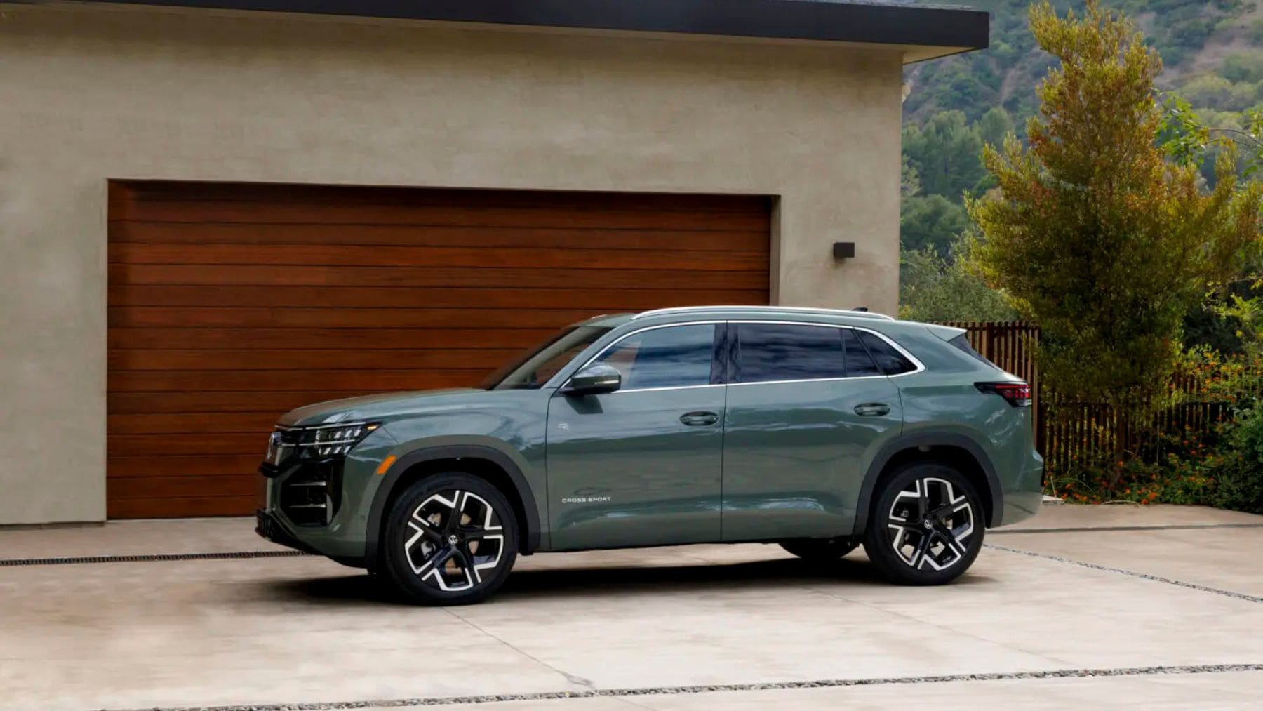 282 caballos, motor turbo actualizado, y un interior con asientos de masaje, cuero Nappa y pantalla de 15 pulgadas: el Volkswagen Atlas Cross Sport 2027 llega para demostrar que los SUV premium también pueden ser divertidos