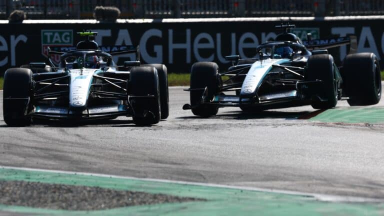 Antonelli da la puntilla a Russell; Sainz, 13º, y Alonso abandona