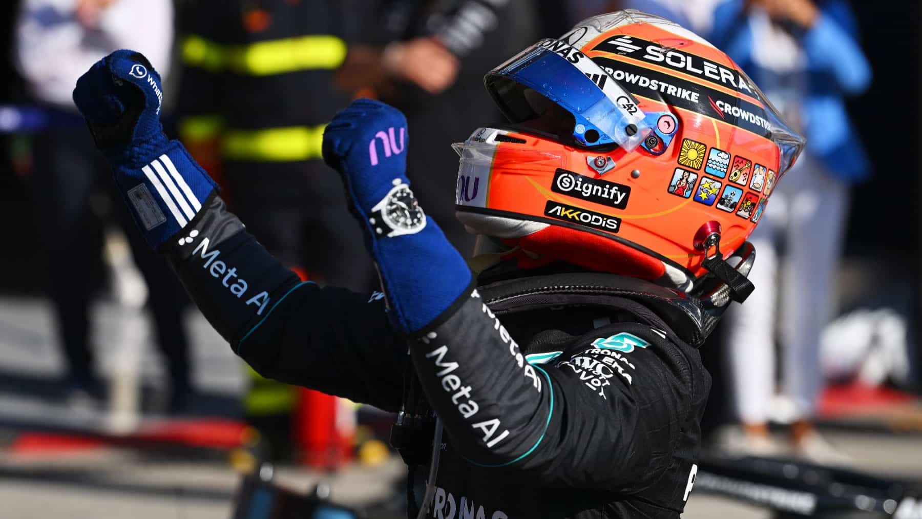 Kimi Antonelli celebra su victoria en Monza este domingo en el GP de Italia de F1