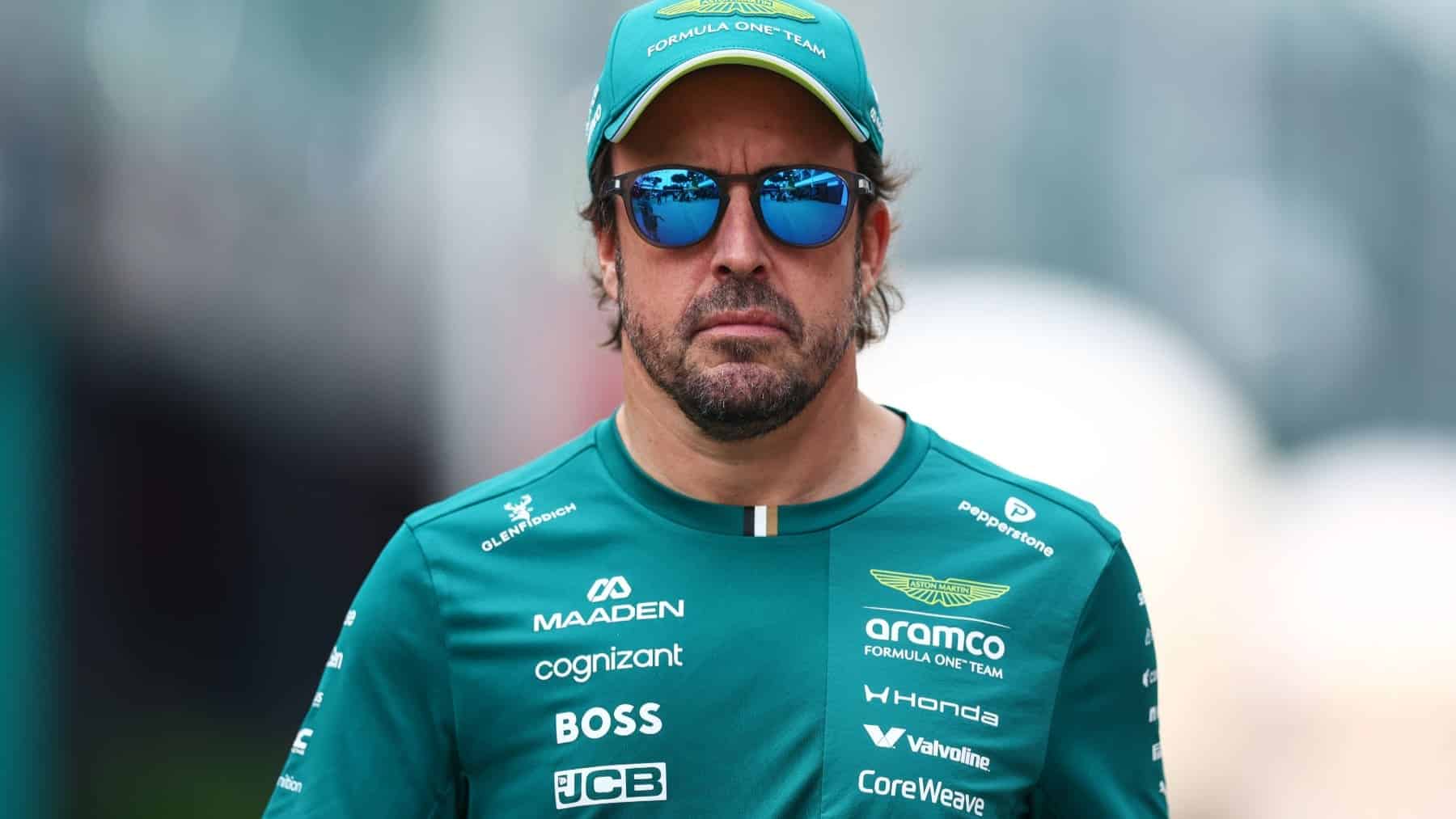 “Seré yo mismo quien lo comunique”: Alonso evita confirmar su regreso al Dakar