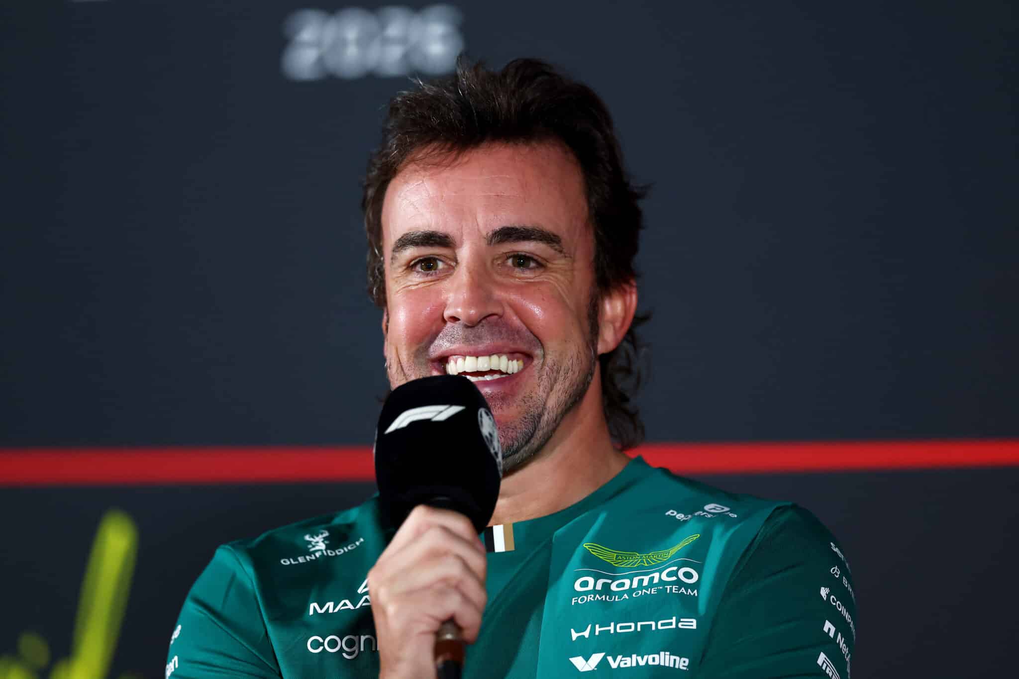 Alonso piensa en los puntos: «Todo puede pasar»