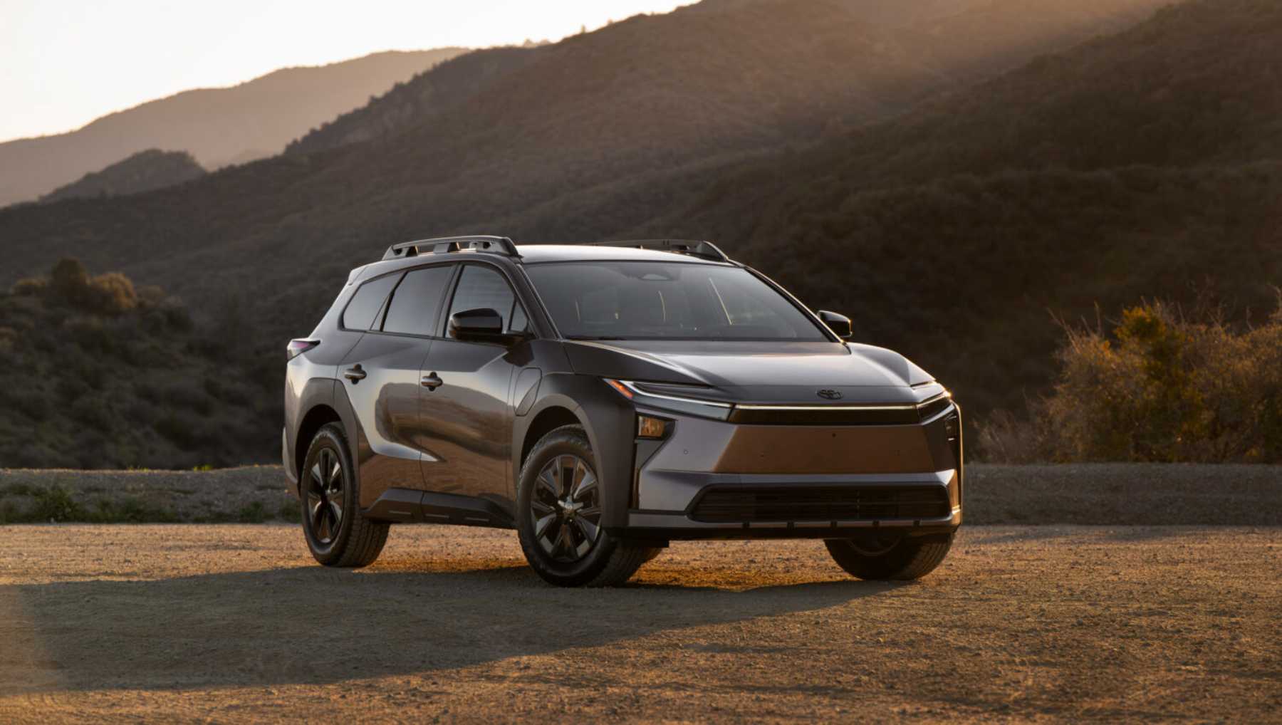 The new bZ Woodland BEV in a desert