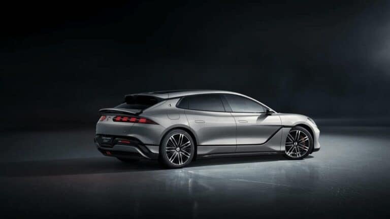 The best-selling plug-in hybrid in Europe is a $43,000 Chinese SUV with 700 miles of range. It’s coming to Canada. Americans can’t buy it