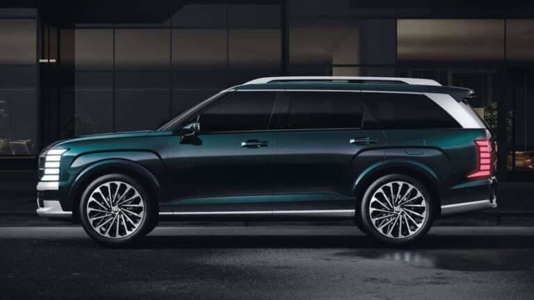 If you own a 2026 Hyundai Palisade, stop using the rear power seats now — here’s why Hyundai just halted sales and issued a recall