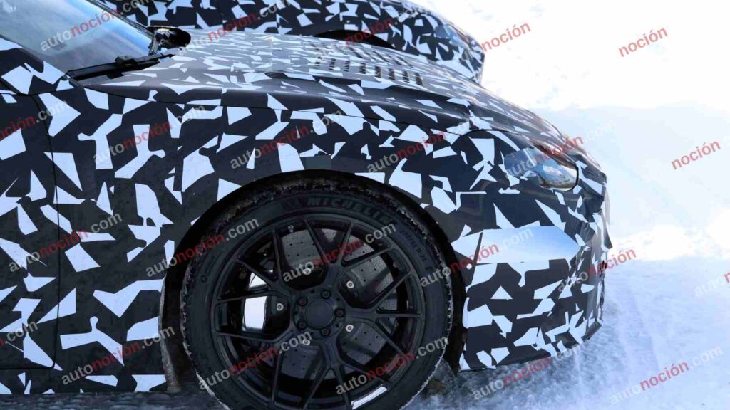 2027 mercedes-amg gt 4 door wheel and tire